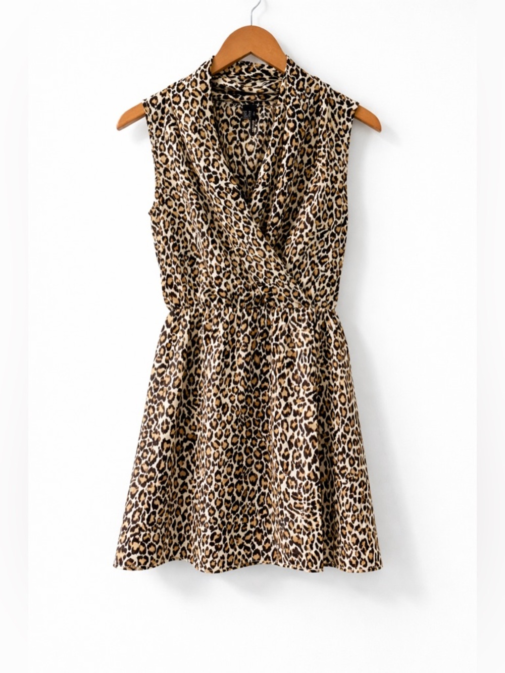 Mango Leopard Print Wrap Mini Dress Size S Sleeveless Cinched Waist Flowy - Picture 1 of 2